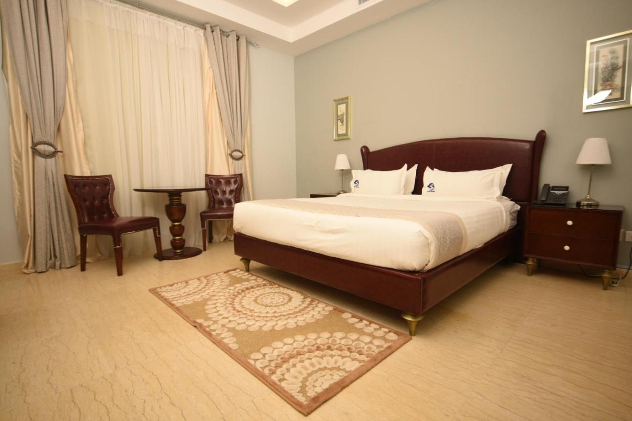Hotel & Resort Golden Marina Yanbu Exterior photo