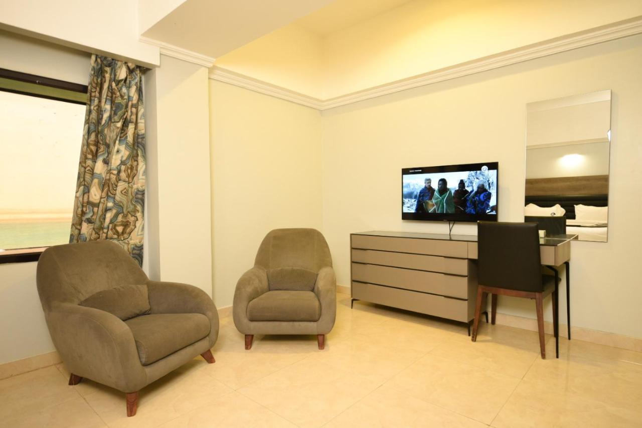 Hotel & Resort Golden Marina Yanbu Exterior photo