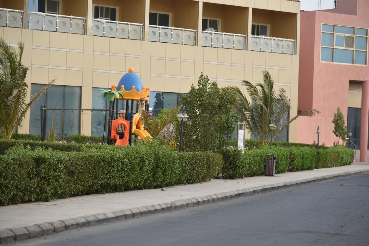 Hotel & Resort Golden Marina Yanbu Exterior photo